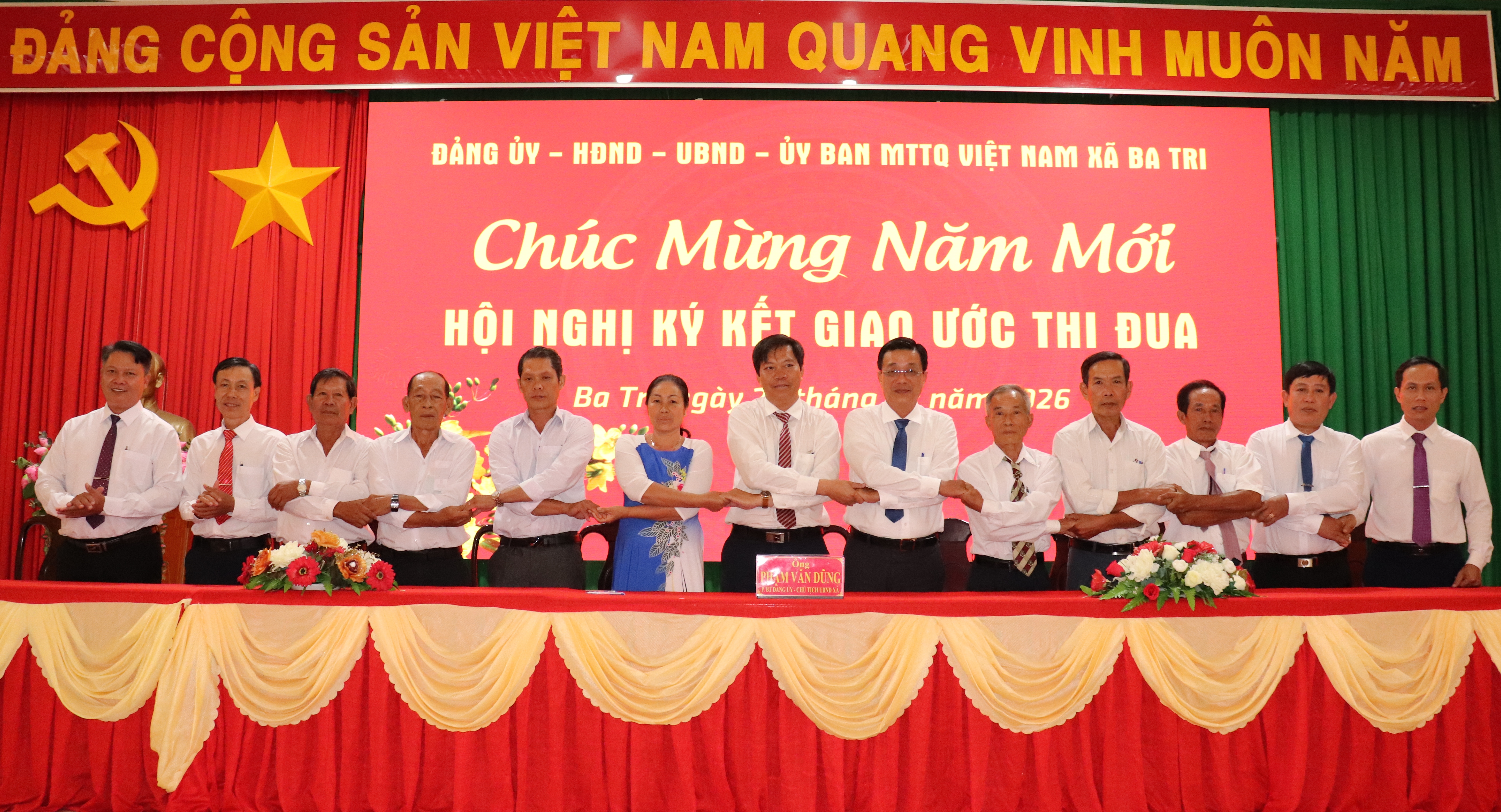Ba Tri- Họp mặt khai việc đầu năm và ký kết giao ước thi đua năm 2026