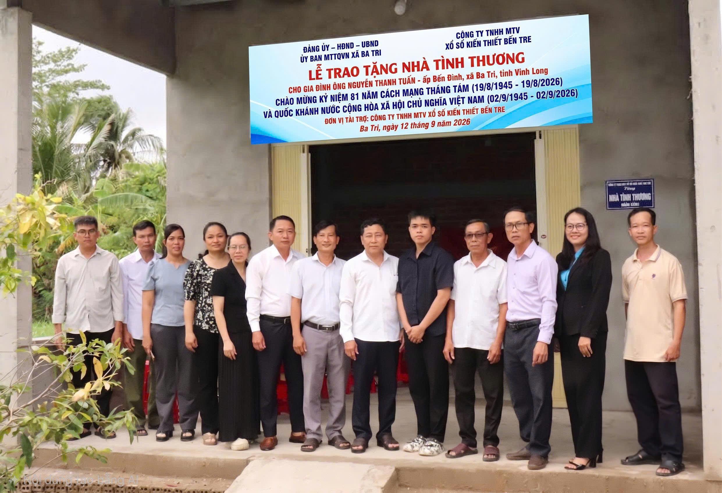 Ba Tri: Trao tặng nhà tình thương cho hộ nghèo ấp Bến Đình