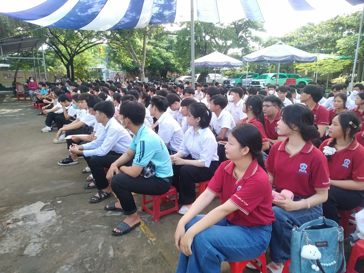 Trung tâm Giáo dục nghề nghiệp – Giáo dục thường xuyên Ba Tri khai giảng các lớp trung cấp