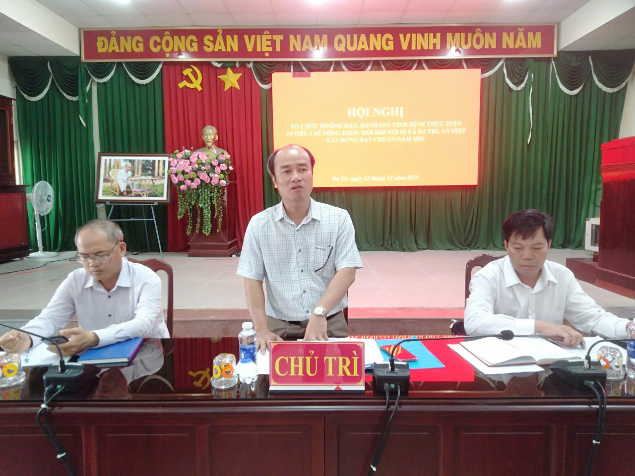 Đánh giá tình hình thực hiện 19 tiêu chí xây dựng nông thôn mới ở 2 xã Ba Tri, An Hiệp