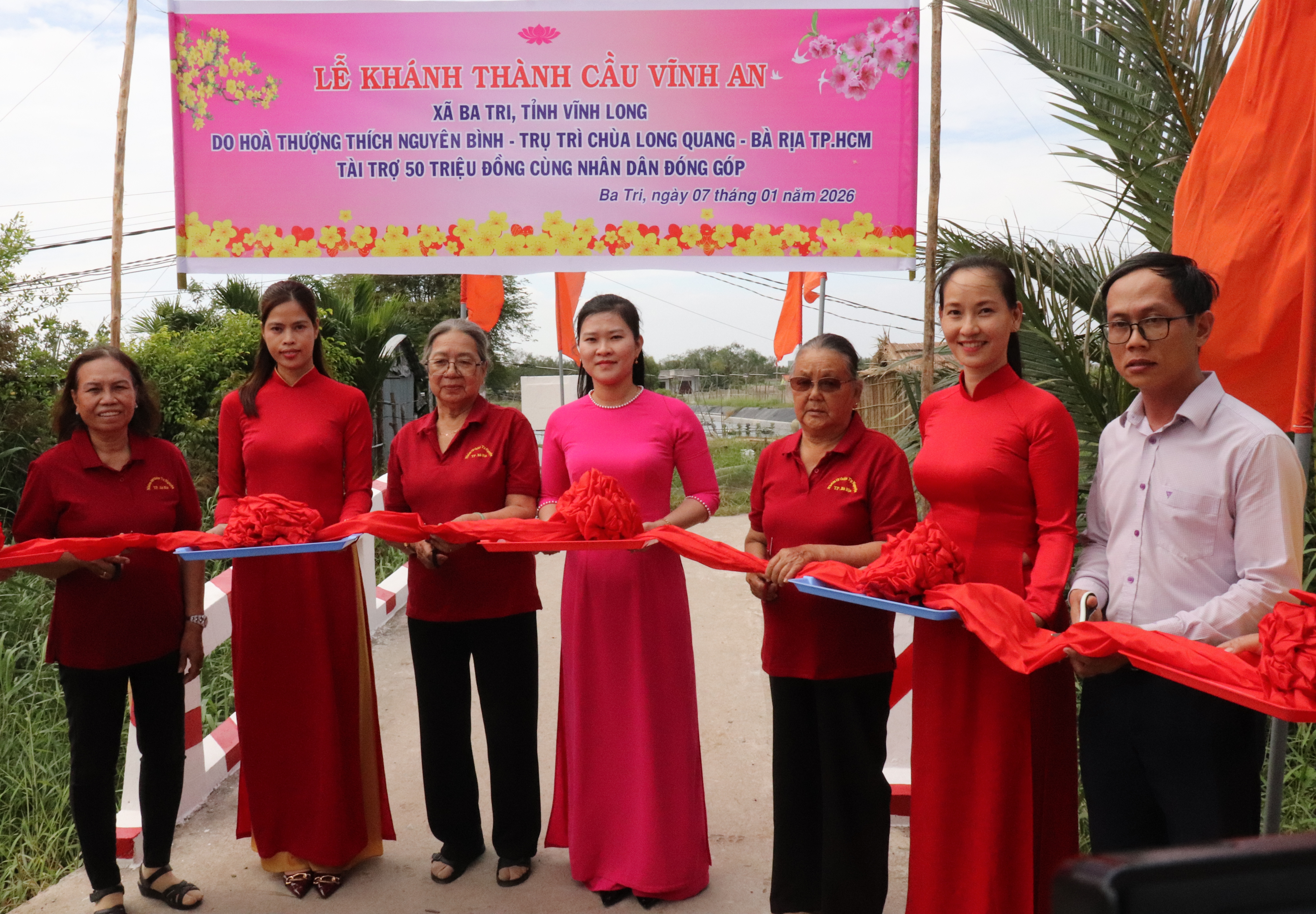 Xã Ba Tri khánh thành cầu nông thôn tại ấp An Quới 2