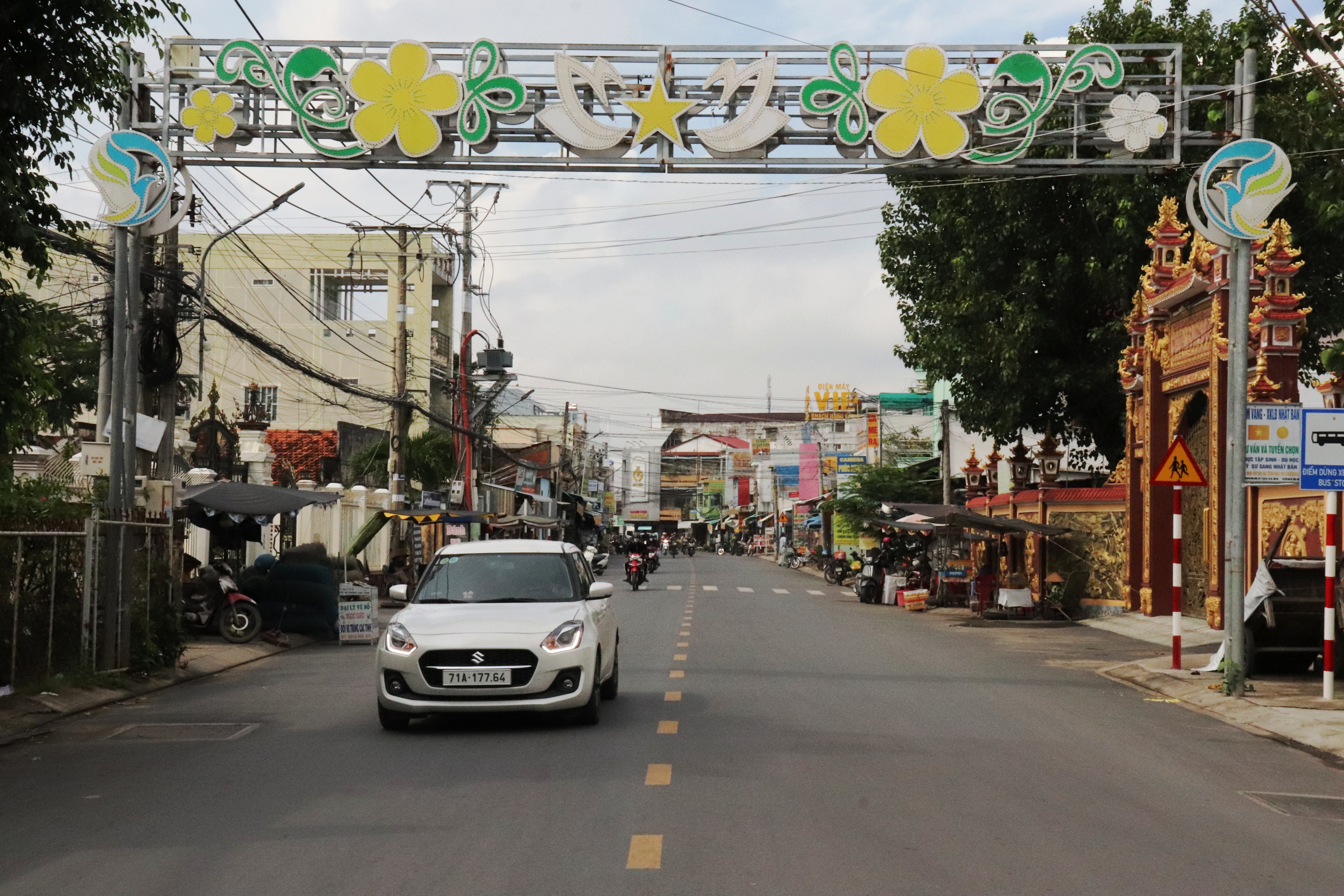 Nghị quyết xây dựng Ba Tri đạt xã nông thôn mới hiện đại

