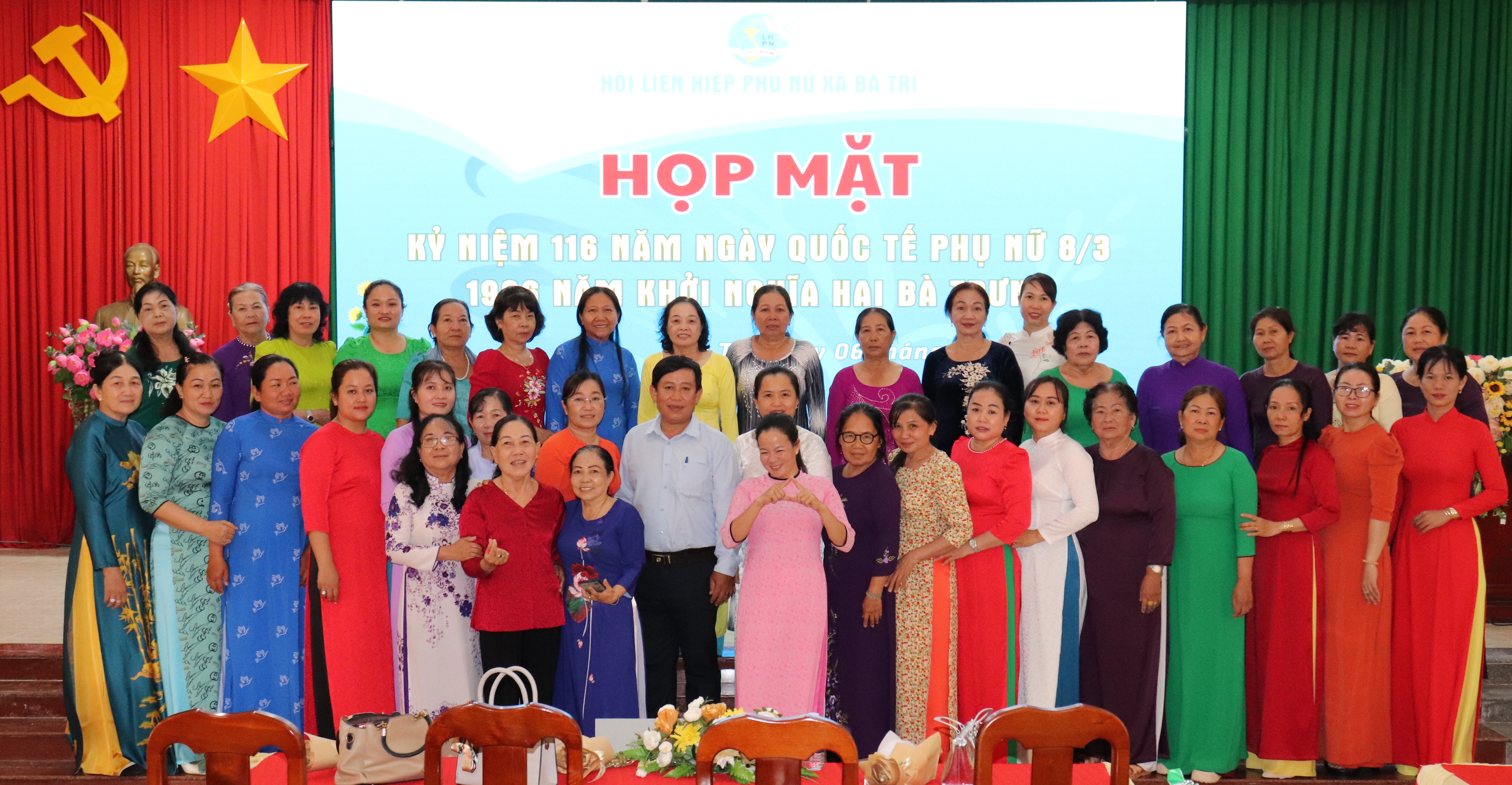 Họp mặt kỷ niệm 116 năm Ngày Quốc tế Phụ nữ 8/3