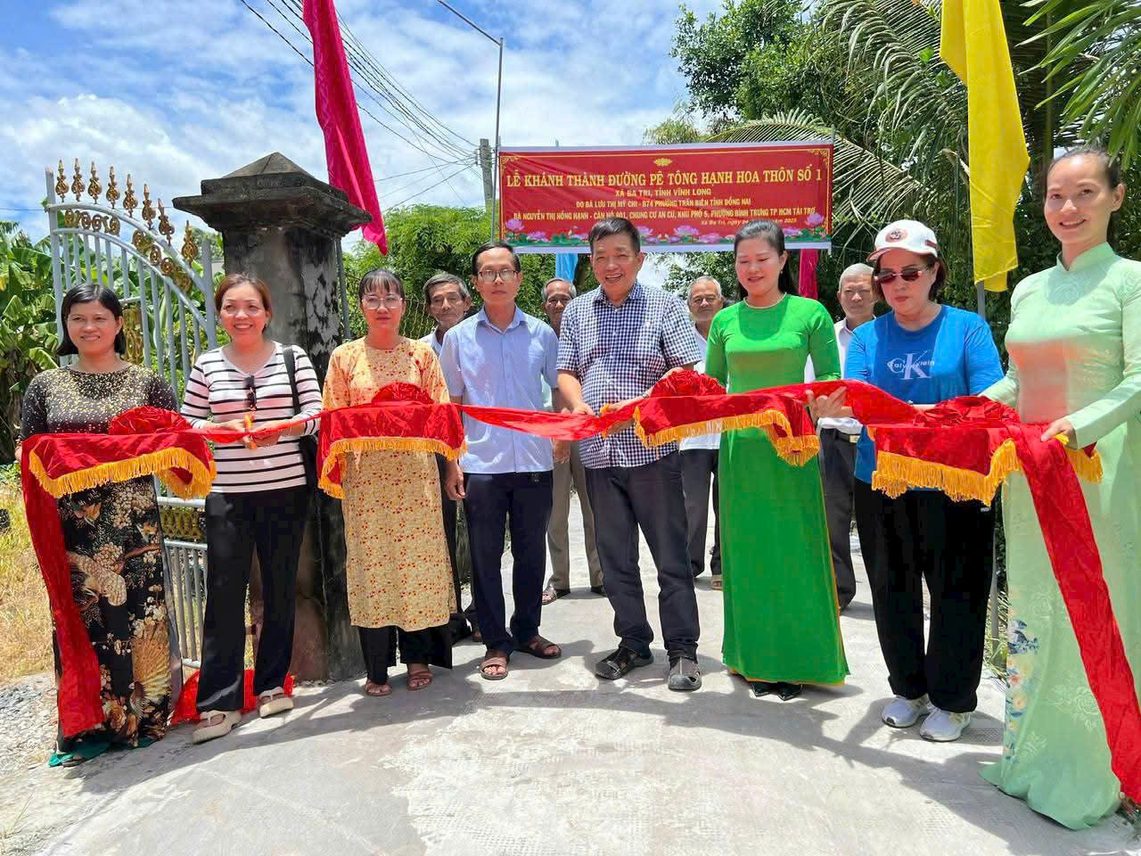 Lễ khánh thành đường giao thông nông thôn tại ấp Vĩnh Đức Trung