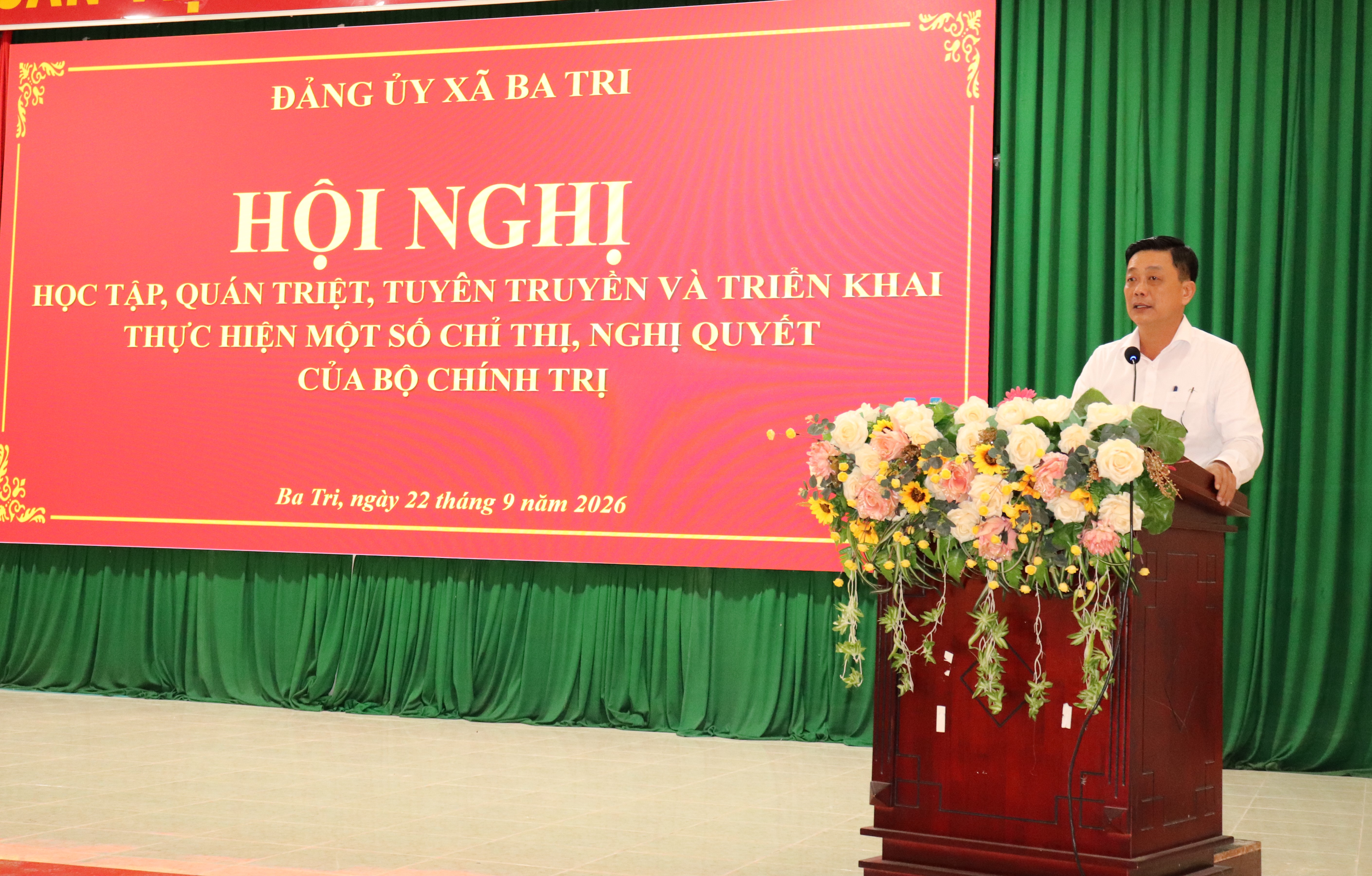 Ba Tri đưa Nghị quyết, Chỉ thị của Bộ Chính trị nhanh chóng đi vào cuộc sống